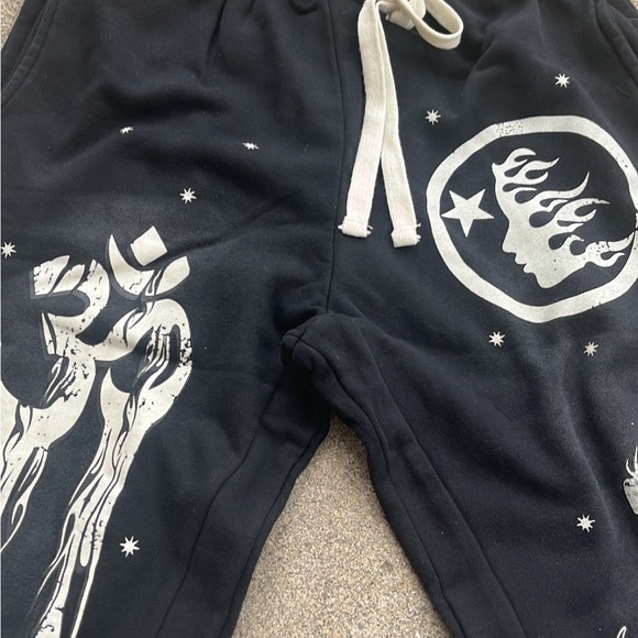 Brand New Hellstar Sweats - Picture 2 of 5